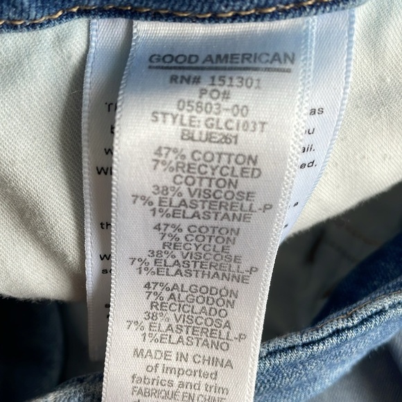 Good American Blue Skinny Jeans with Distressed Knees - Picture 5 of 6